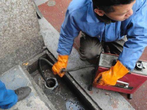 塔洋镇疏通下水道